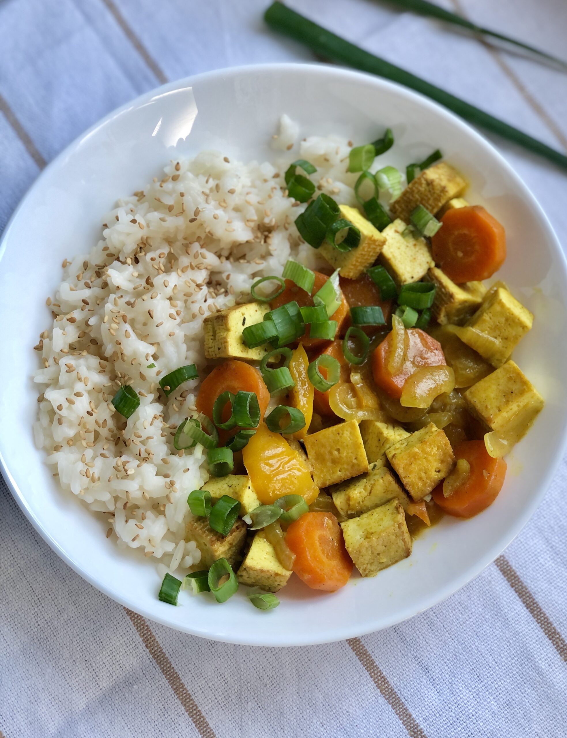 kokosowe curry z tofu I warzywami